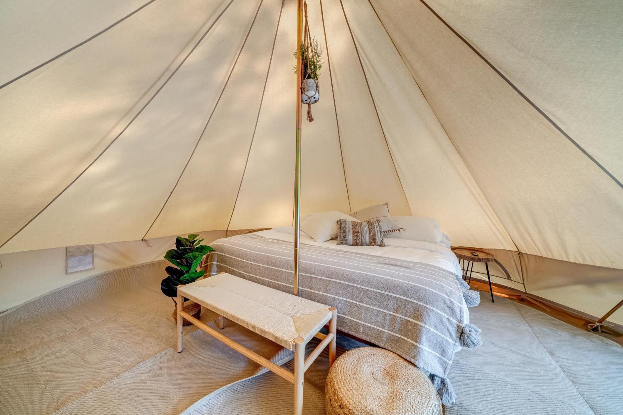 Firefly Ridge Luxury Retreat Otel Great Cacapon Dış mekan fotoğraf