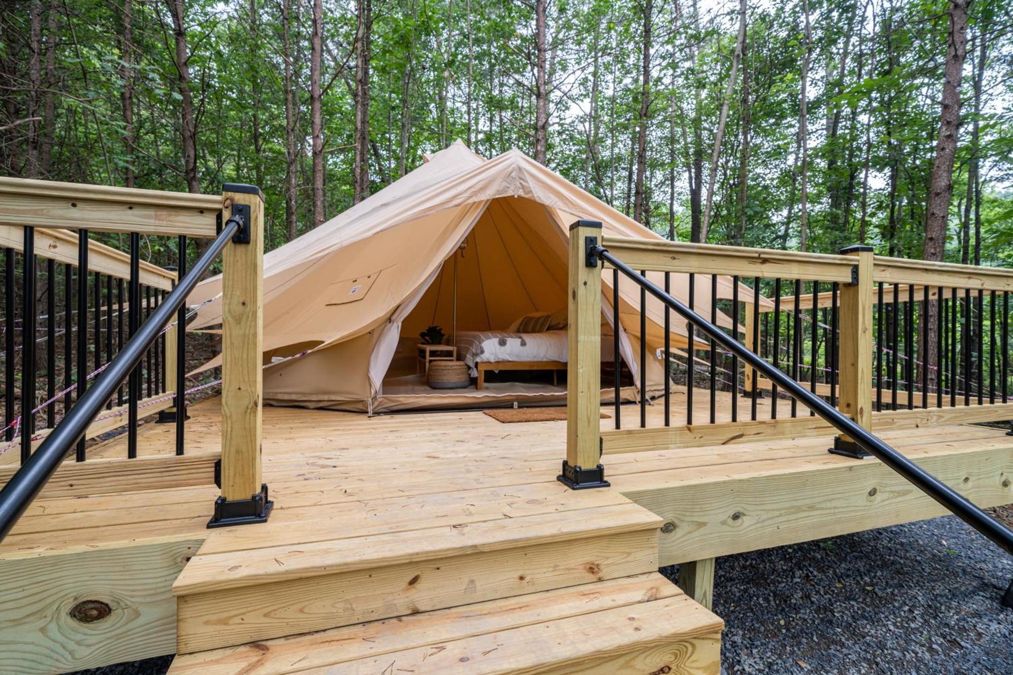 Firefly Ridge Luxury Retreat Otel Great Cacapon Dış mekan fotoğraf