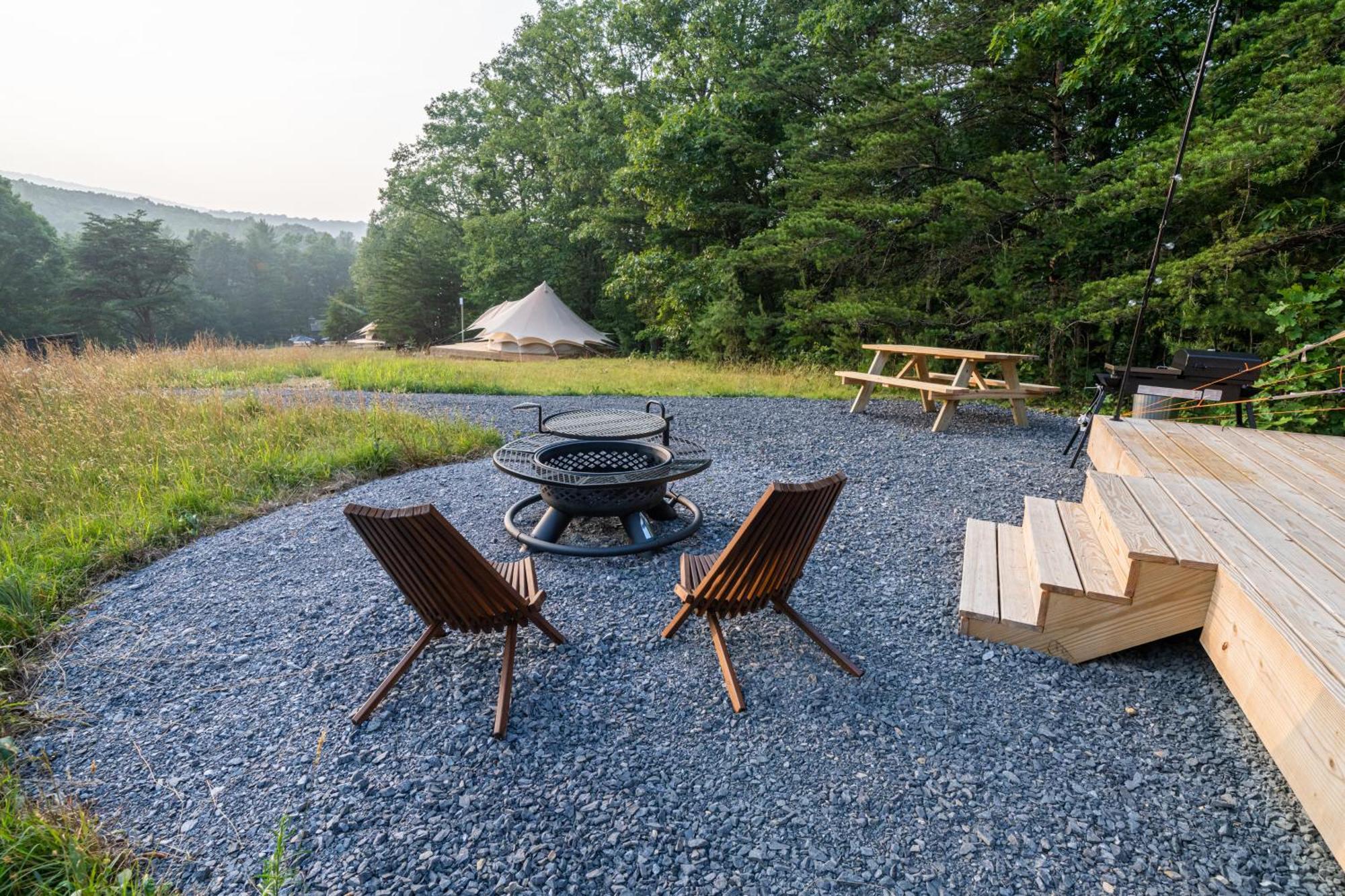 Firefly Ridge Luxury Retreat Otel Great Cacapon Dış mekan fotoğraf